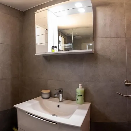 Spyros No23 Charming Oceanview Maisonette * Meneou