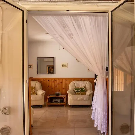 Spyros No23 Charming Oceanview Maisonette