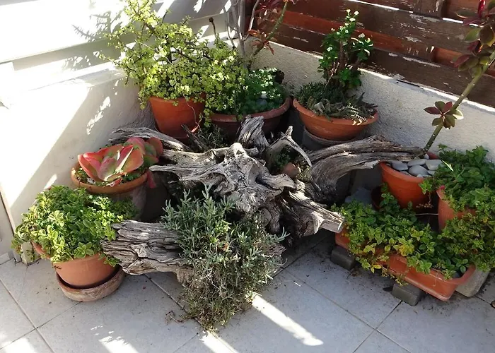 Spyros No23 Charming Oceanview Maisonette *