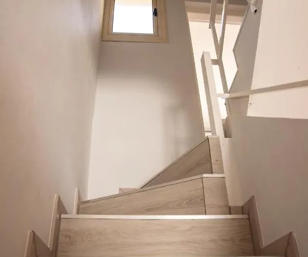 Spyros No23 Charming Oceanview Maisonette *